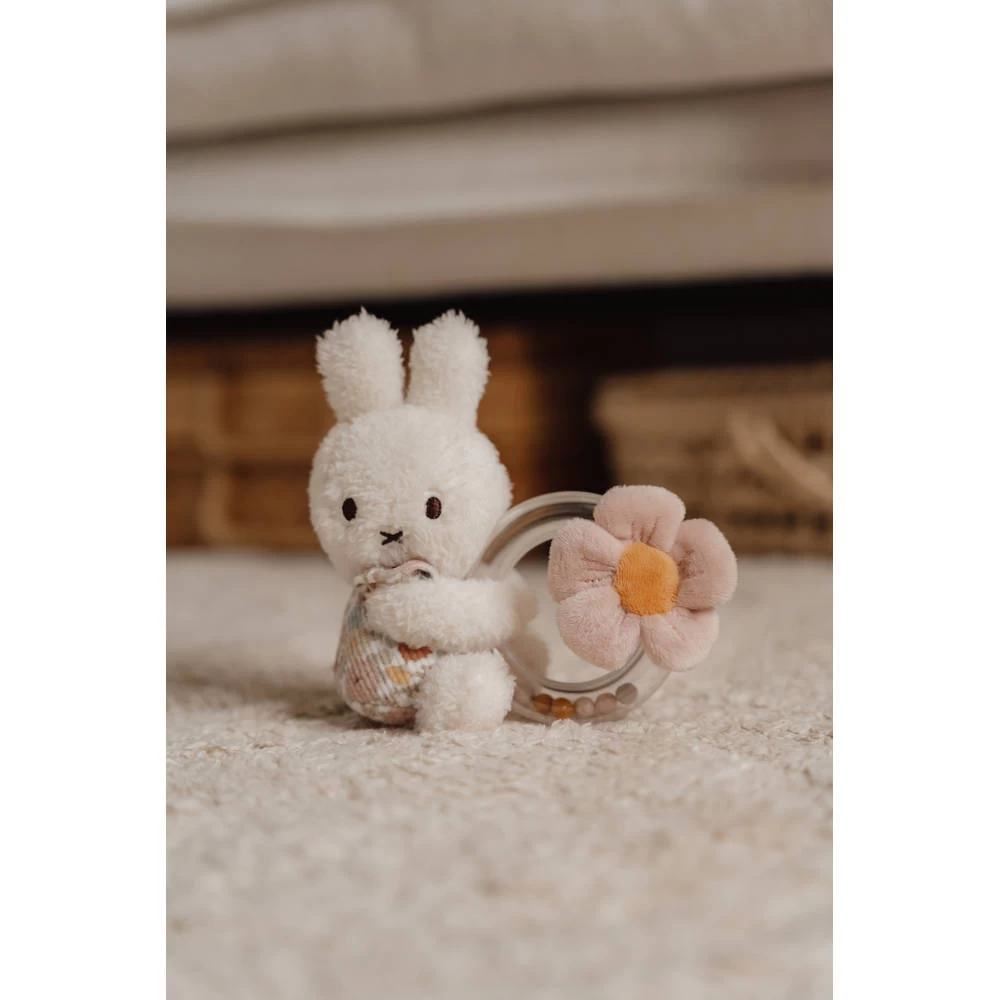 Nijntje X Little Dutch Vintage Little Flowers Ringrammelaar 6 Nijntje X Little Dutch Vintage Little Flowers Ringrammelaar - Afbeelding 4